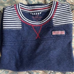 NWOT Never worn Vineyards Vine Sweatshirt